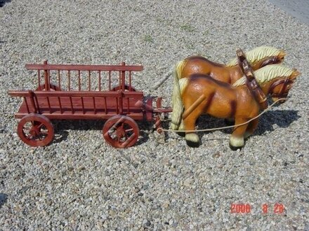 Design Pferd mit Wagen Figur Garten Statue Skulptur Figuren Skulpturen