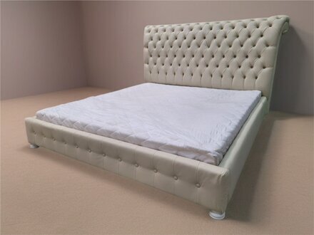 Hotelbett Luxus-Design Polsterbett mit stabilem Bettgestell Sofort